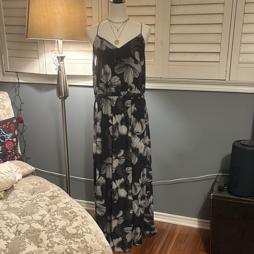 RW&CO. Black and White Floral Maxi Dress